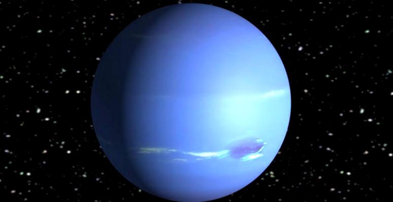 El planeta Neptuno tiene un color azul y tarda 164 años en dar una vuelta al Sol