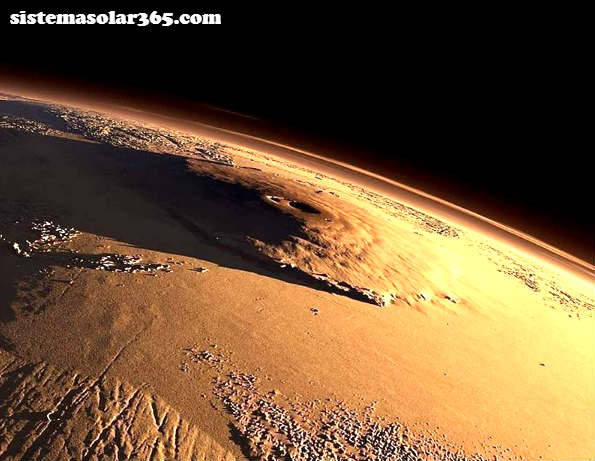 El monte Olympus de Marte es el más grande de todo el Sistema Solar